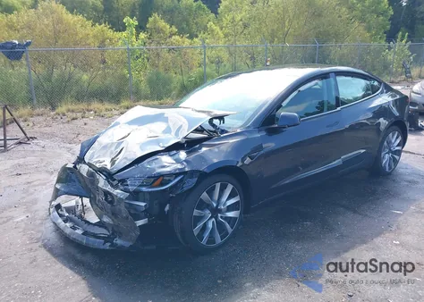 2025 Tesla Model 3 z USA, uszkodzony, nr VIN 5YJ3E1EAXSF925329